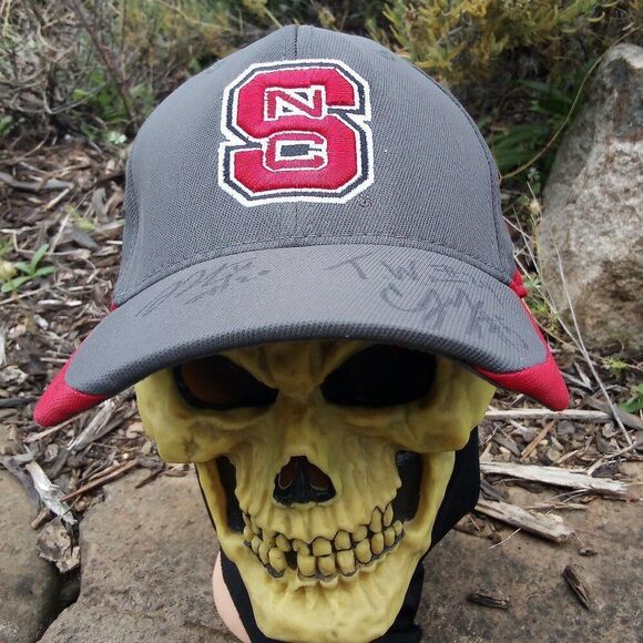 Top Of The World North Carolina State Wolfpack One Fit Hat Autographs - Picture 1 of 9